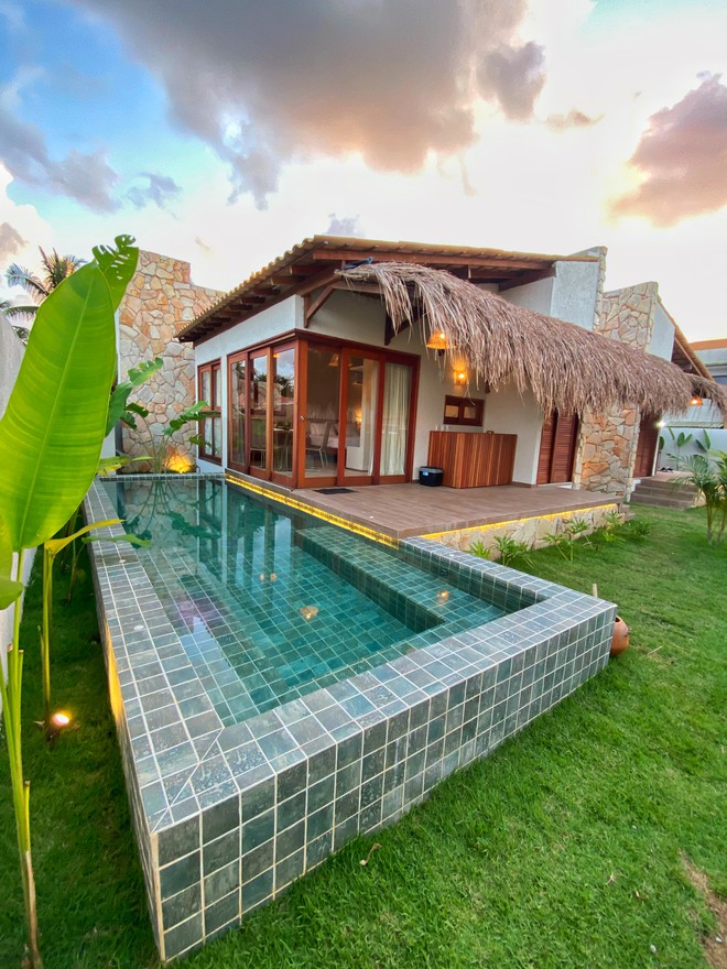 Bangalô com piscina térrea na Villa Mar Milagres