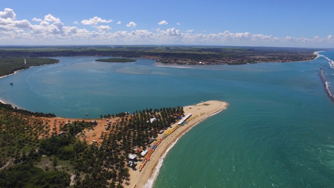 Praia do Gunga.