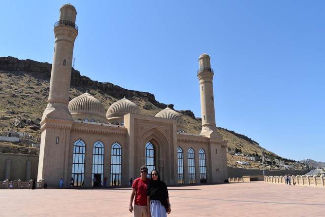 Bibi Heybat Mosque.