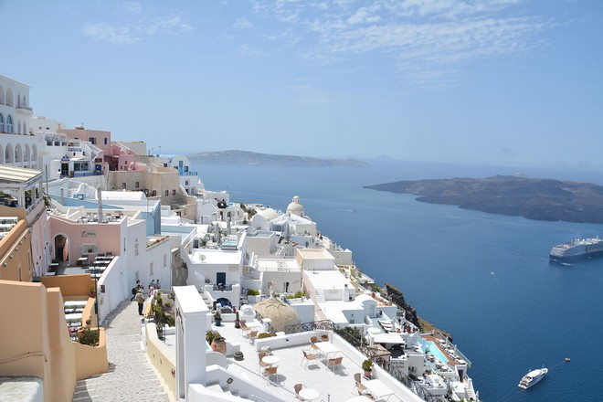 Conheçam a linda ilha de Santorini