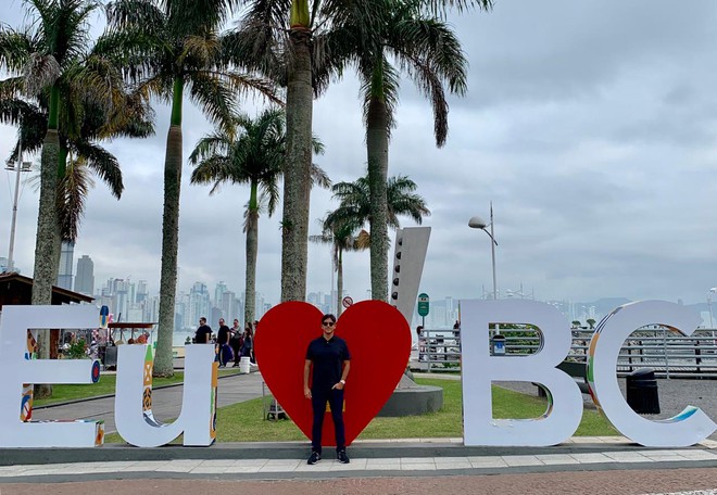 Letreiro de Balneário Camboirú na Barra Sul.