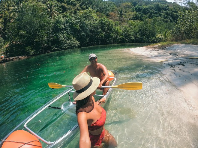 Paradas ao longo do rio