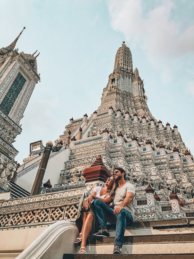 O imponente e delicado Wat Arun