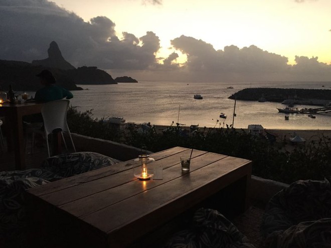 Restaurante Mergulhão: uma experiência única em Fernando de Noronha